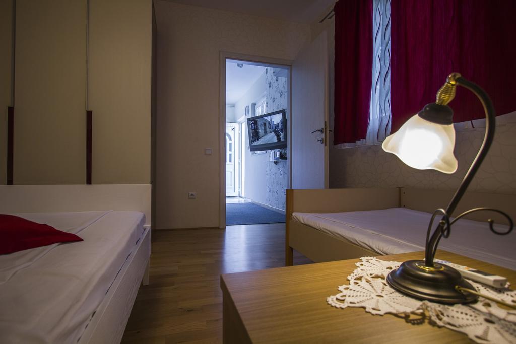 Apartments Rako M&I Ποντστράνα Δωμάτιο φωτογραφία